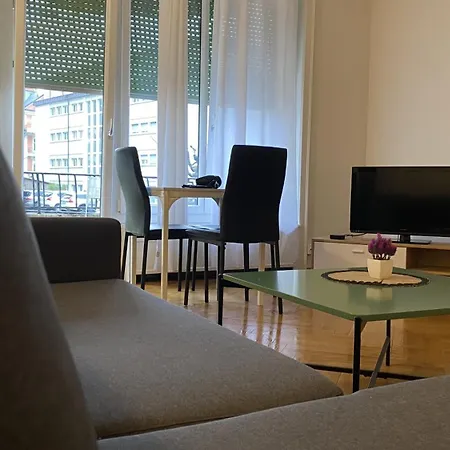 Apartment With Balcony- 1 Bedroom *